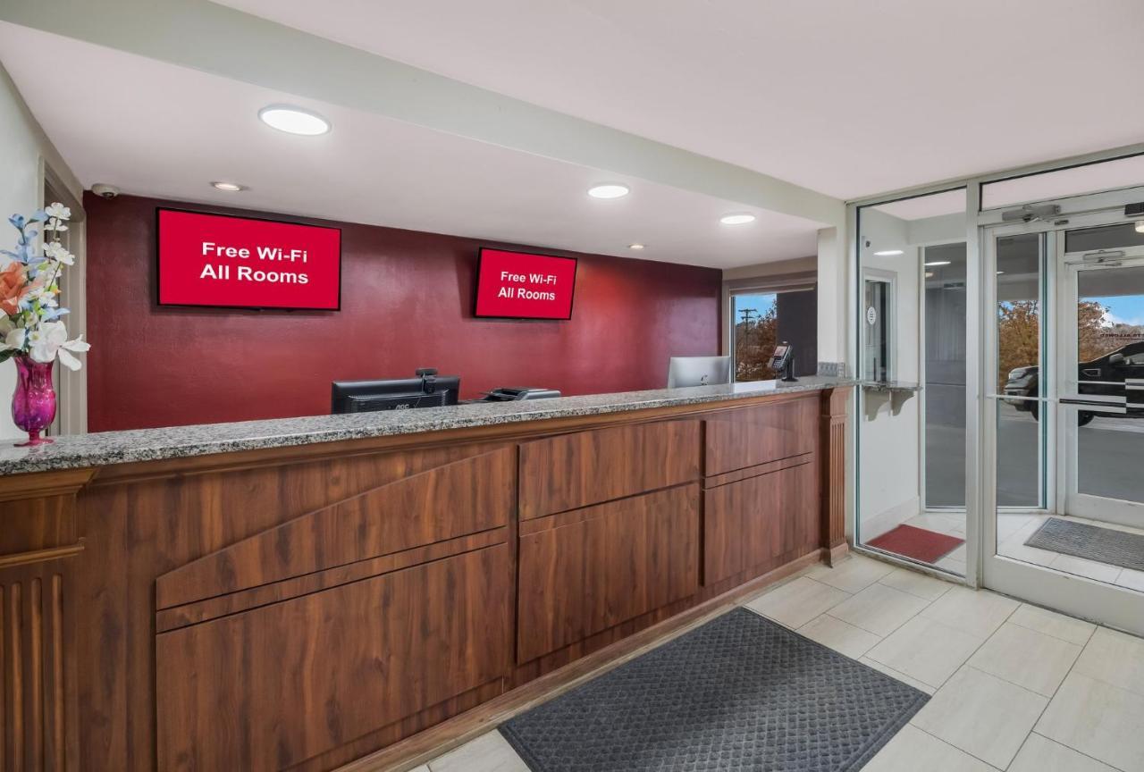 Red Roof Inn & Suites Jackson, Tn Ngoại thất bức ảnh