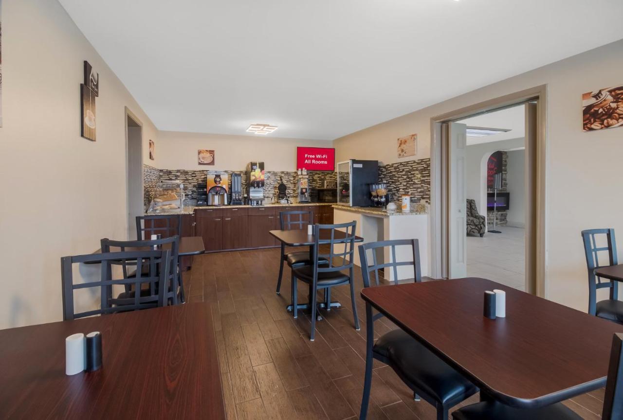 Red Roof Inn & Suites Jackson, Tn Ngoại thất bức ảnh