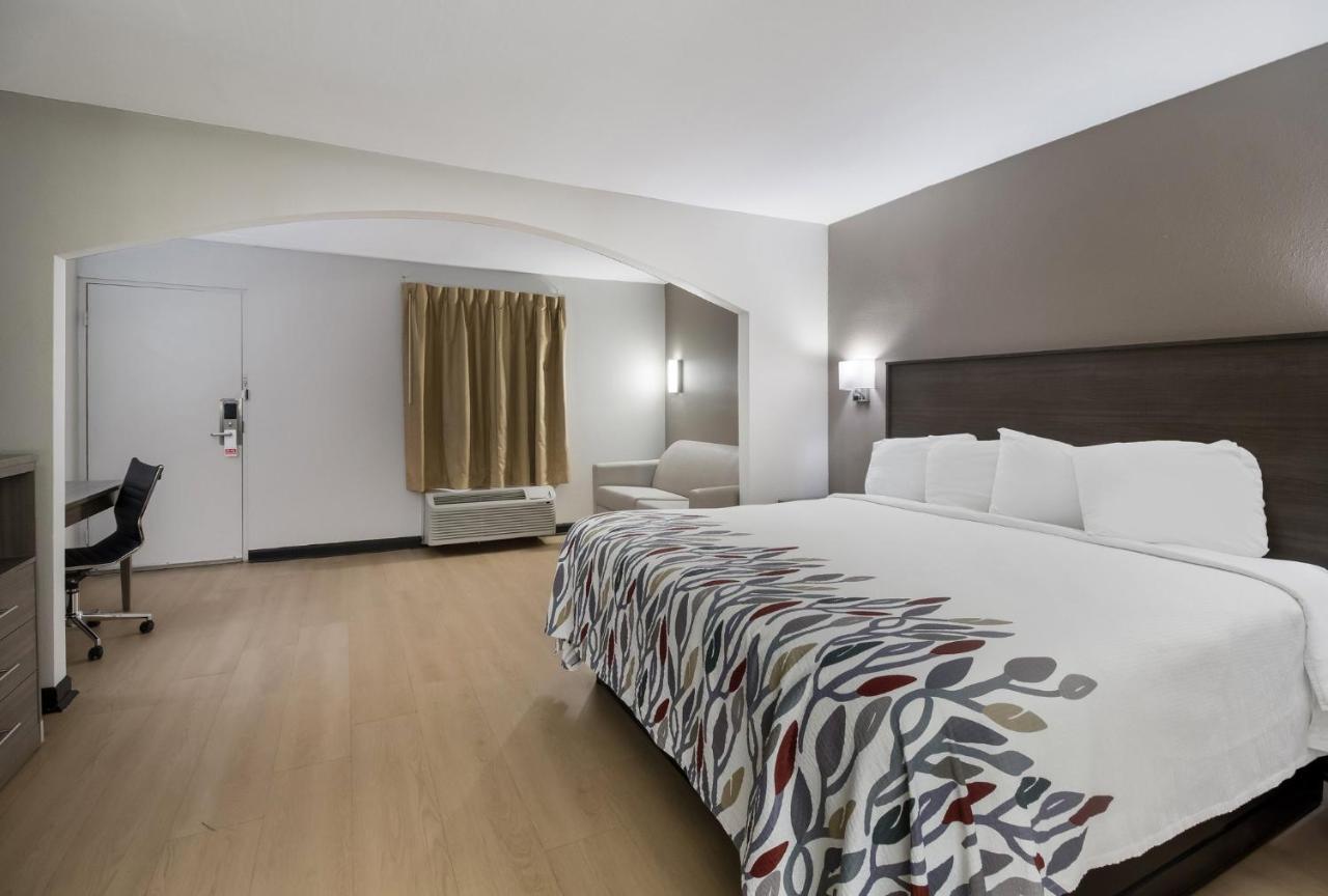 Red Roof Inn & Suites Jackson, Tn Ngoại thất bức ảnh