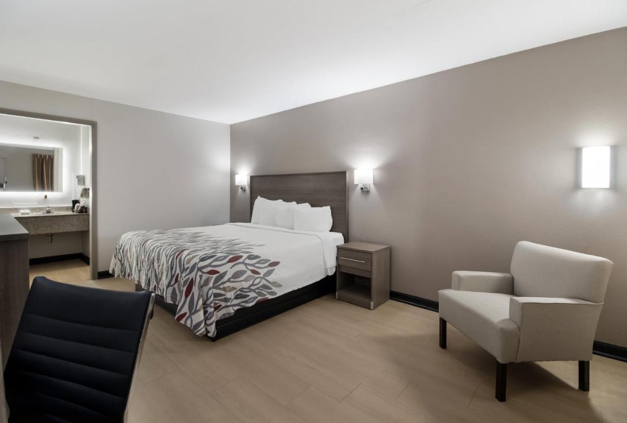 Red Roof Inn & Suites Jackson, Tn Ngoại thất bức ảnh