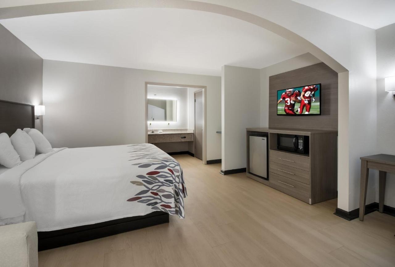 Red Roof Inn & Suites Jackson, Tn Ngoại thất bức ảnh